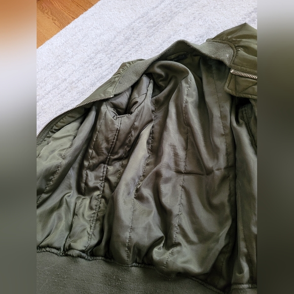 Topshop Bomber Jacket - Picture 2 of 4